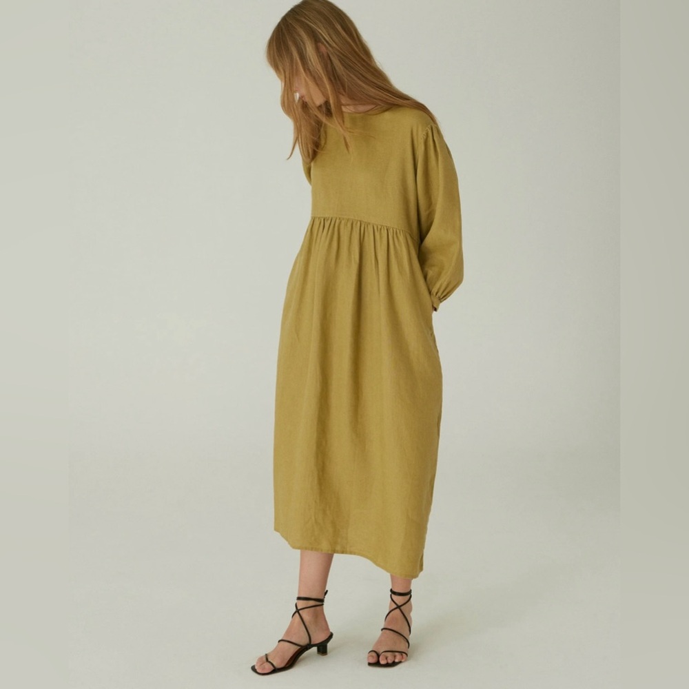 Smocked Waist Long Sleeve Maxi Dress in Olive Green